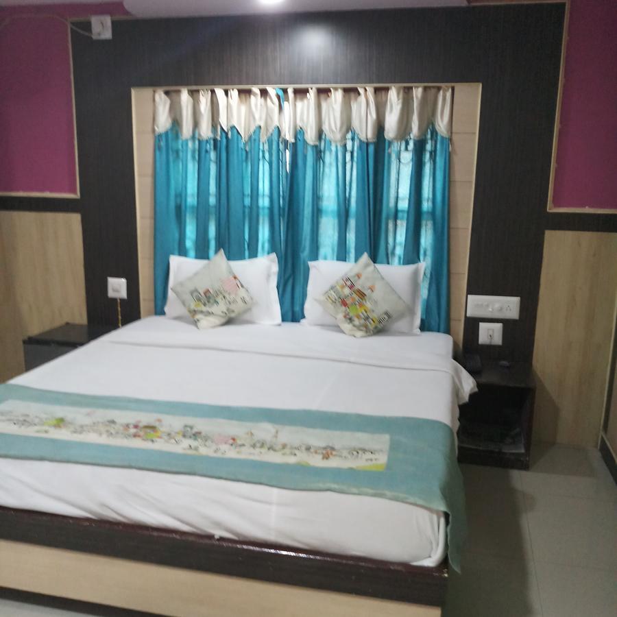 The Tara Residency Hotel Bhubaneswar Exterior photo